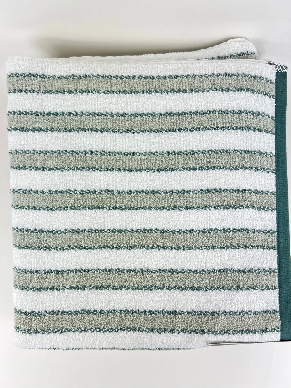 Tommy Bahama Bathroom Towel Set Green and White Ticking Stripe Cotton 2 Pc NEW